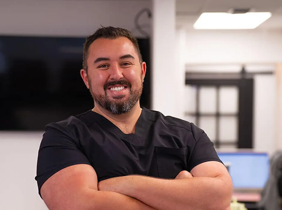 Dr. Keon Ahghar